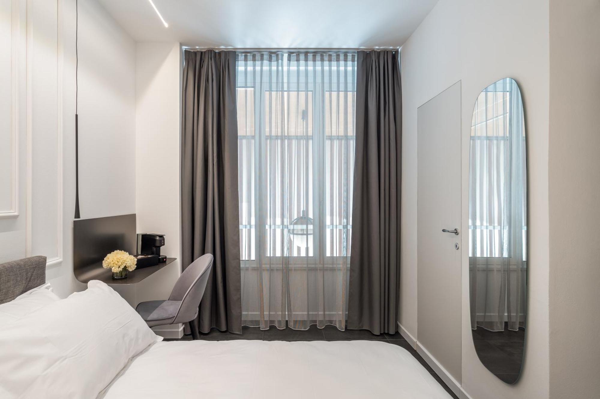 King Hotel *